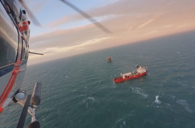 Operación de Helicópteros Marinos en la Base de Río Cullen, Tierra del Fuego – Aproximación a plataforma offshore (Federico Campbell)