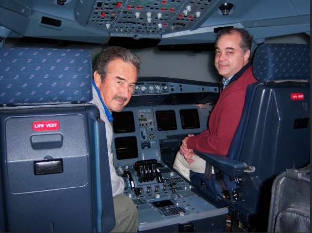 Simulador A-340 – Patricio Ledwith y Diego Santiago (Patricio Ledwith)